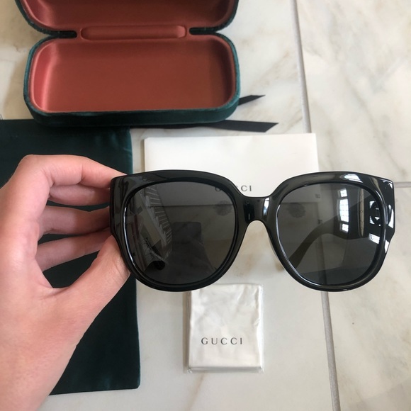 ?NEW BLOGGERS CHOICE GUCCI SUNGLASSES ? main image 7